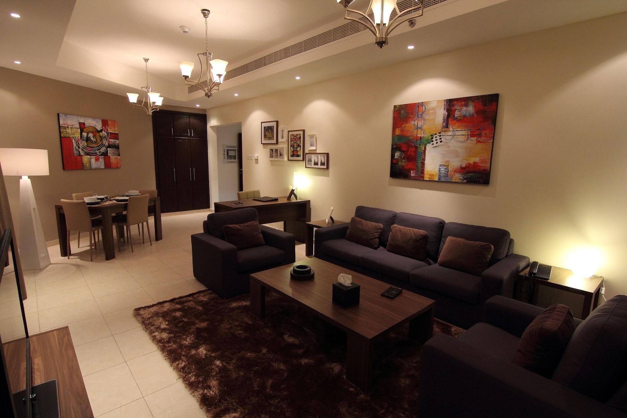 Home To Home Apartments Дубай Экстерьер фото